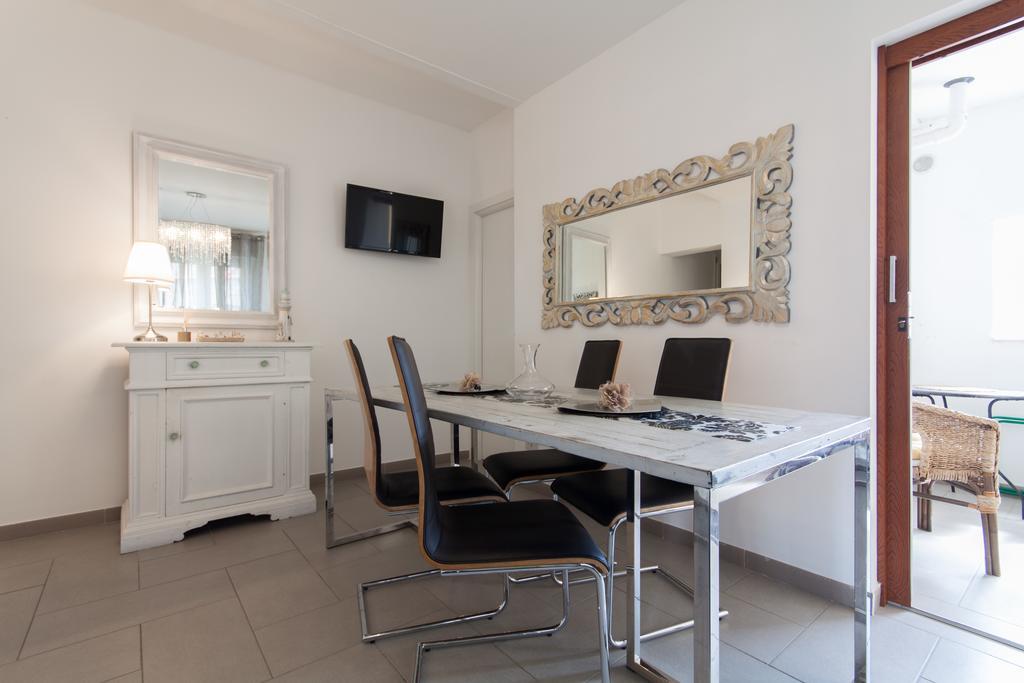 Holiday & House - Imparato Vacanze Prestige มอนเดลโล ภายนอก รูปภาพ